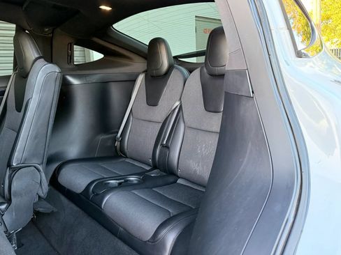 Used 2019 Tesla Model X 75D AWD/4WD image 21