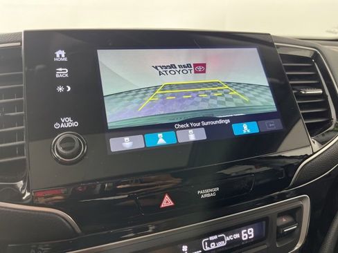 Used 2019 Honda Pilot Touring image 22