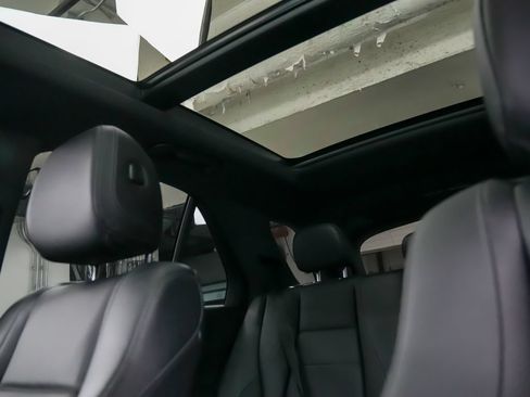 Used 2022 Mercedes-Benz GLE 450 4MATIC image 33