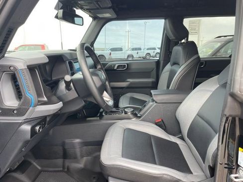 Used 2023 Ford Bronco Black Diamond image 21
