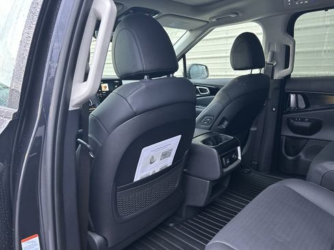 New 2026 Kia Carnival SX Prestige image 13