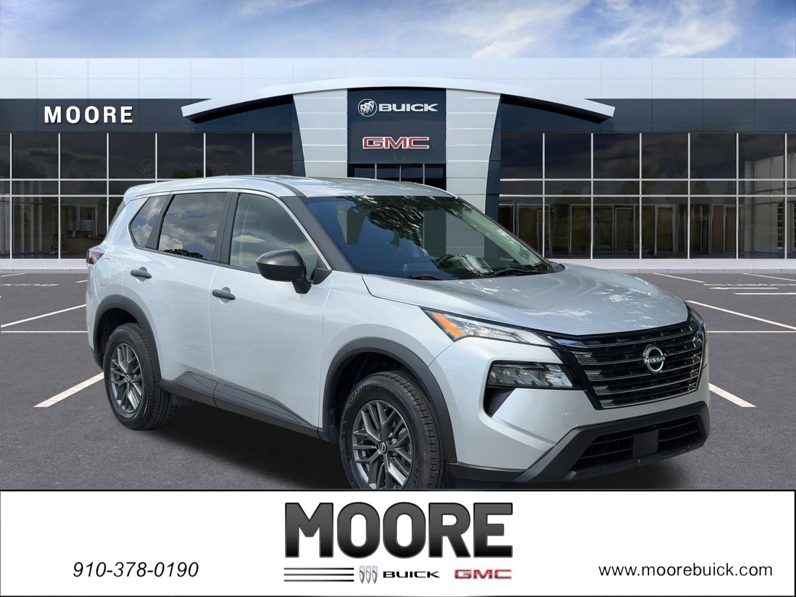 Used 2024 Nissan Rogue S FWD image 1