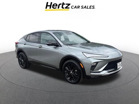 Used 2025 Buick Envista Sport Touring image 1