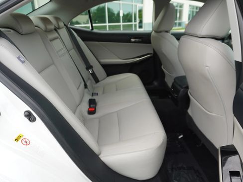 Used 2016 Lexus IS 200t w/ Navigation System Package RWD image 11