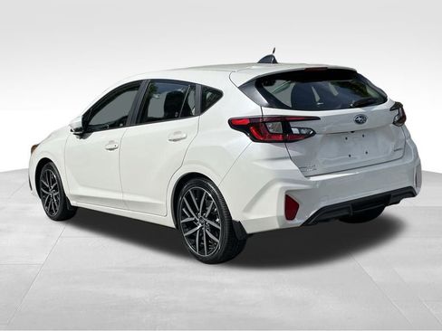 Used 2025 Subaru Impreza 2.0i Sport image 5