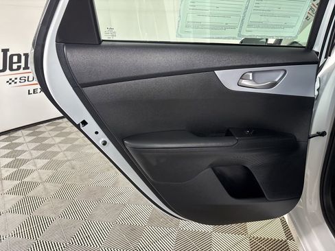 Used 2024 Kia Forte LX image 19