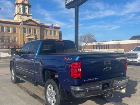 Used 2019 Chevrolet Silverado 2500 LTZ w/ Duramax Plus Package image 3