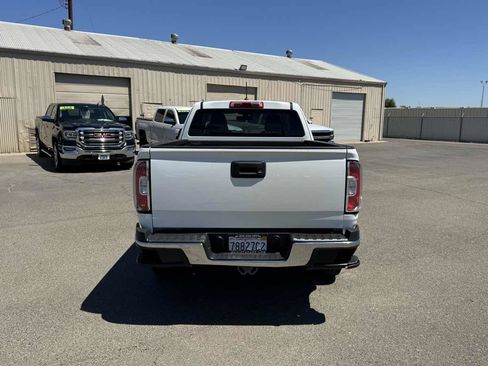 Used 2018 GMC Canyon W/T w/ Convenience Package RWD image 8