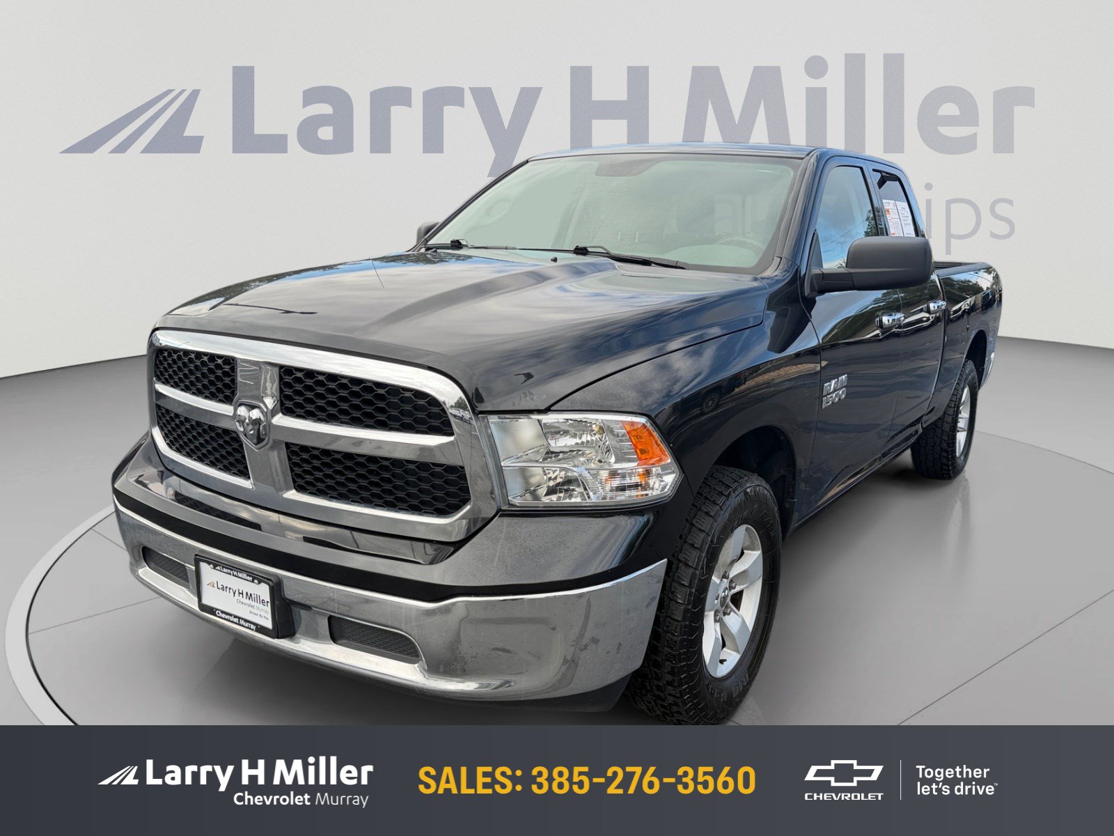 Used 2018 RAM 1500 Classic SLT AWD/4WD image 1