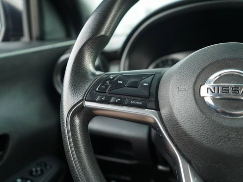 Used 2019 Nissan Kicks S FWD image 28