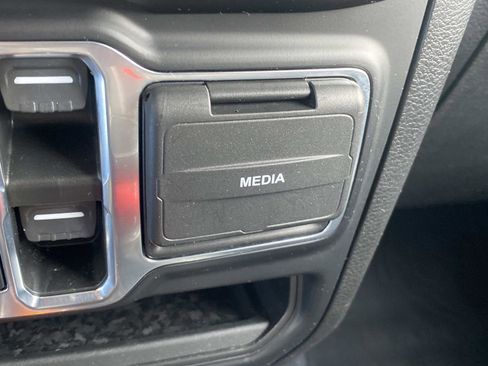 Used 2023 Jeep Wrangler Sahara w/ Cold Weather Group image 42