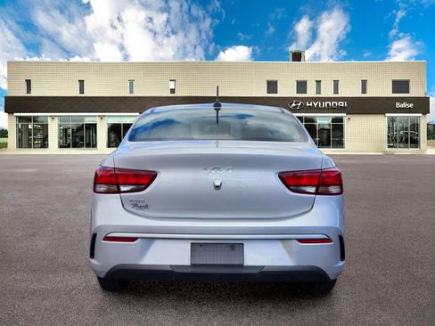 Used 2022 Kia Rio LX FWD image 4