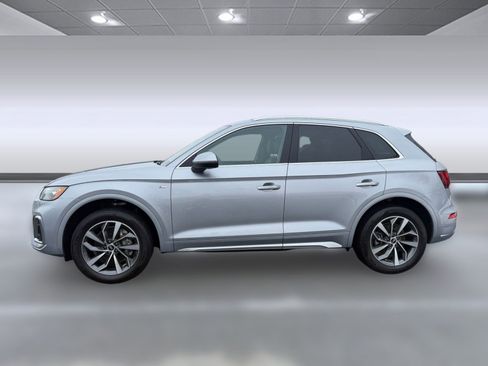 Used 2022 Audi Q5 2.0T Premium Plus w/ Premium Plus Package image 2