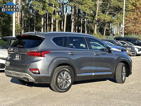 Used 2020 Hyundai Santa Fe SEL w/ Convenience + Premium Package image 5