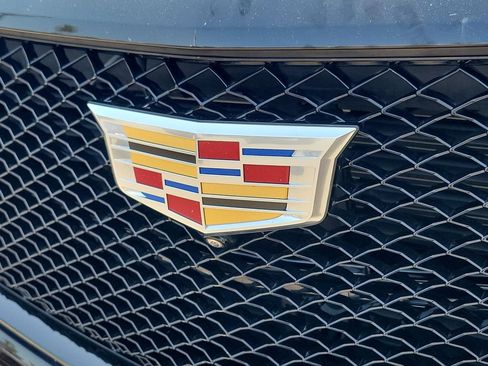 Used 2022 Cadillac Escalade ESV Sport w/ Touring Package AWD/4WD image 30