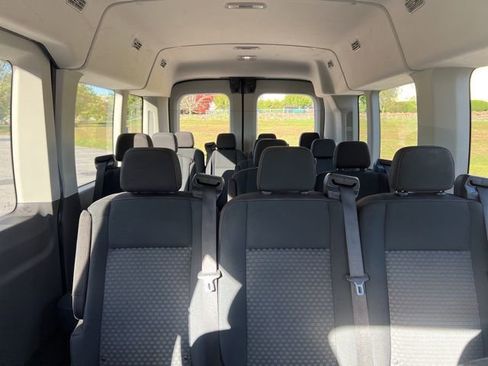 Used 2022 Ford Transit 350 XLT image 18