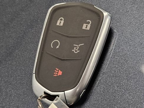 Used 2021 Cadillac XT4 Premium Luxury w/ Cold Weather Package image 41