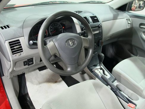 Used 2010 Toyota Corolla LE FWD image 16