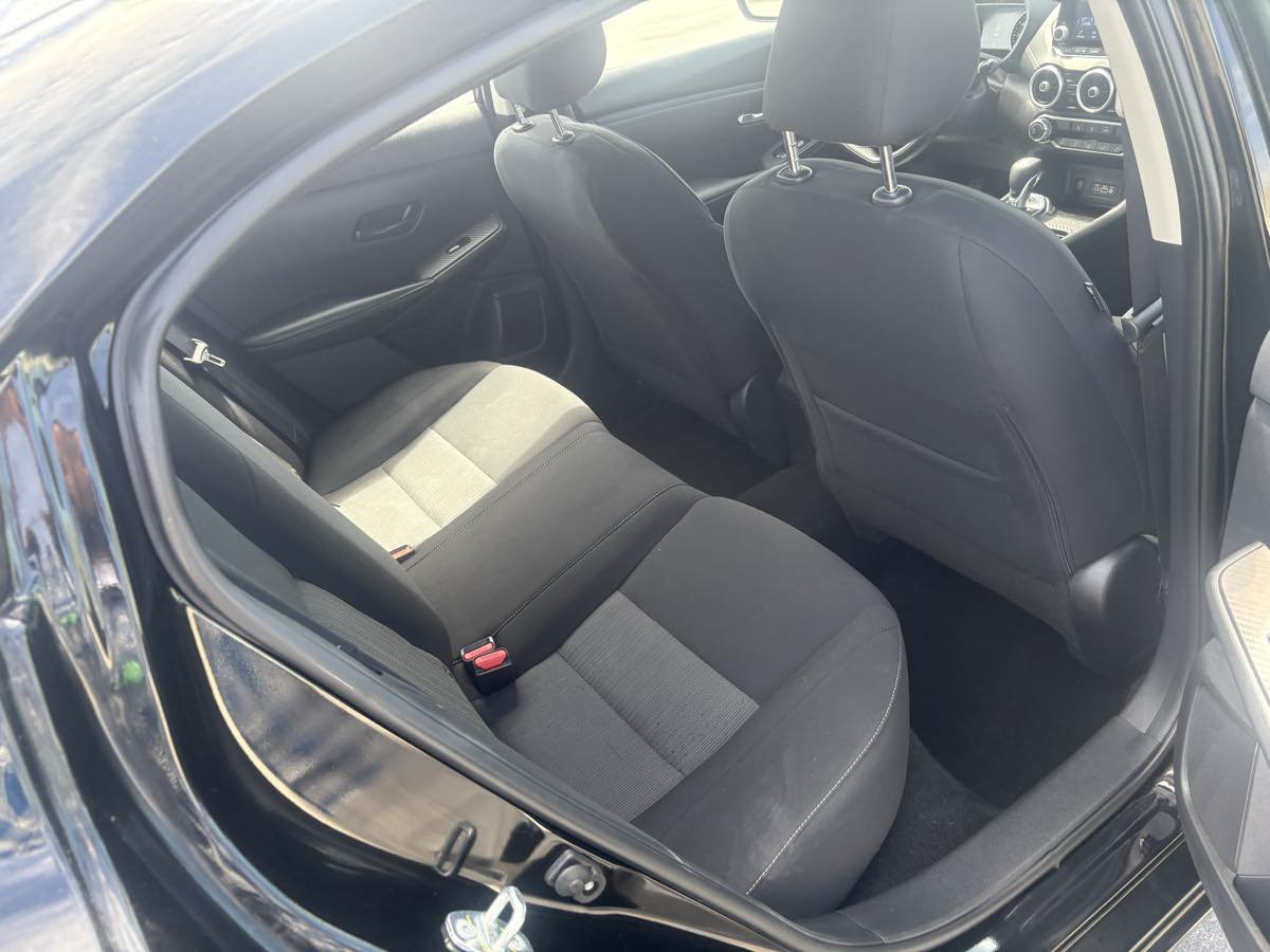 Used 2025 Nissan Sentra SV FWD image 14