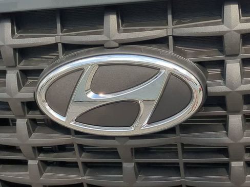 New 2026 Hyundai Venue SE FWD image 12