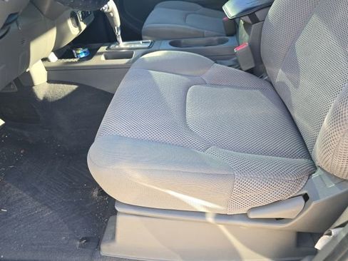 Used 2019 Nissan Frontier SV w/ Value Truck Package RWD image 12