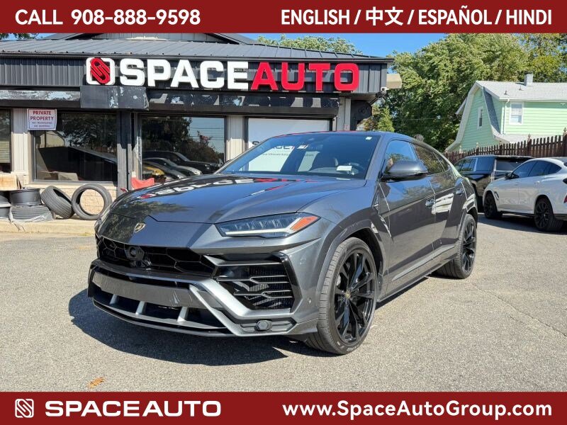 Used 2019 Lamborghini Urus AWD/4WD image 1