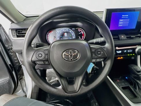 Used 2025 Toyota RAV4 LE FWD image 18
