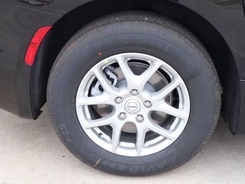 New 2026 Chrysler Pacifica Select FWD image 19