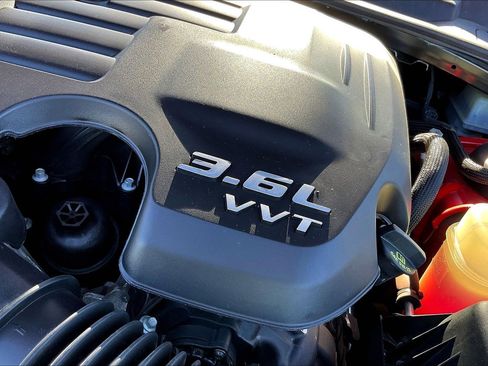 Certified 2022 Dodge Challenger SXT image 29