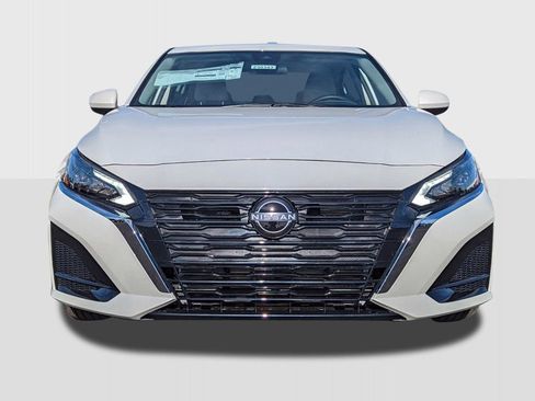 New 2026 Nissan Altima 2.5 SV FWD image 8