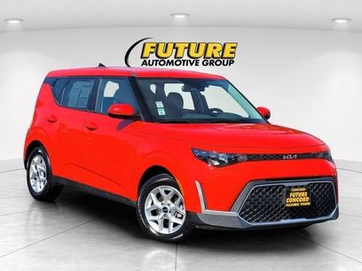 Used 2025 Kia Soul S