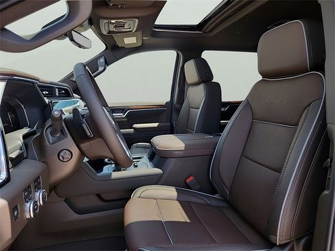 New 2026 GMC Sierra 1500 Denali image 12