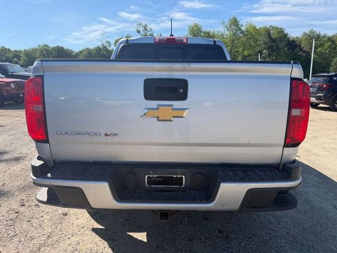 Used 2017 Chevrolet Colorado Z71 AWD/4WD image 4