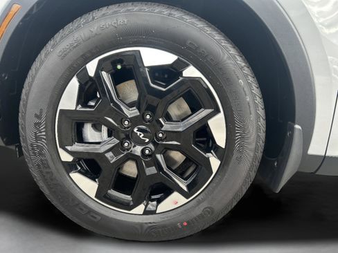 New 2026 Kia Sorento S w/ S Panoramic Sunroof Package image 17