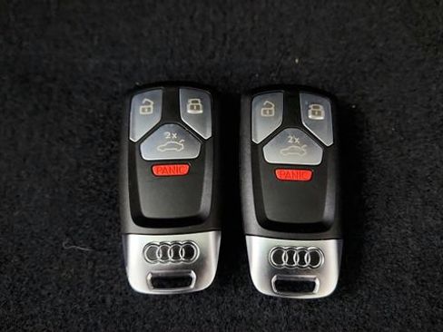Used 2025 Audi SQ5 Premium Plus AWD/4WD image 80