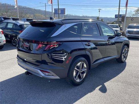 New 2026 Hyundai Tucson SEL image 3