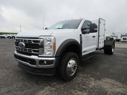 Used 2025 Ford F600 4x4 Regular Cab Super Duty w/ XL Chrome Package image 7