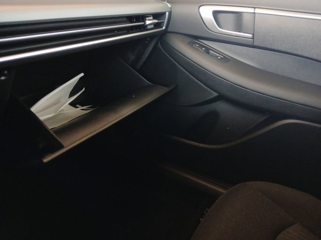 New 2026 Hyundai Sonata SE FWD image 23