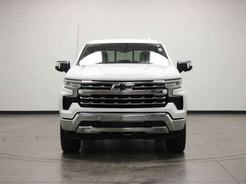 Used 2025 Chevrolet Silverado 1500 LTZ w/ Technology Package AWD/4WD image 3