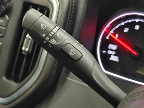 Used 2021 Chevrolet Silverado 1500 LT w/ Z71 Off-Road Package image 47