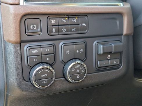 New 2026 Chevrolet Tahoe High Country image 15