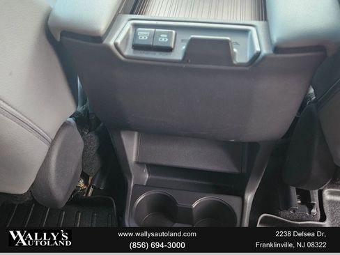 Used 2021 Toyota Sienna XLE image 35