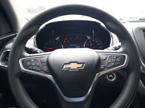 Used 2022 Chevrolet Equinox LS w/ LS Convenience Package image 15