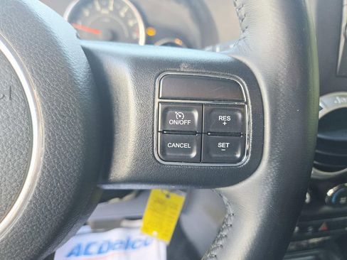 Used 2017 Jeep Wrangler Sahara w/ Connectivity Group image 27