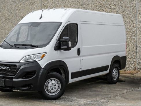 Used 2023 RAM ProMaster 2500 image 6