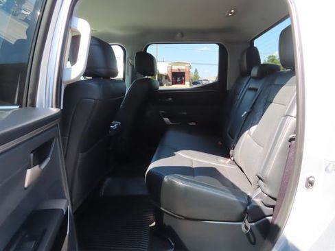 Used 2023 Toyota Tundra Limited AWD/4WD image 23