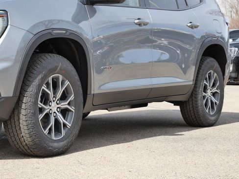 New 2026 GMC Acadia AT4 w/ Luxury Package AWD/4WD image 6