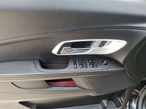 Used 2017 Chevrolet Equinox LT w/ Convenience Package FWD image 10