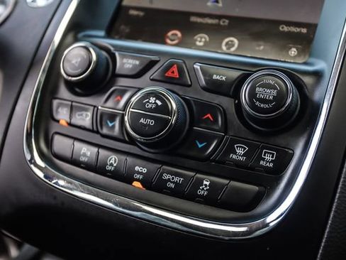 Used 2017 Dodge Durango GT w/ Premium Group AWD/4WD image 30