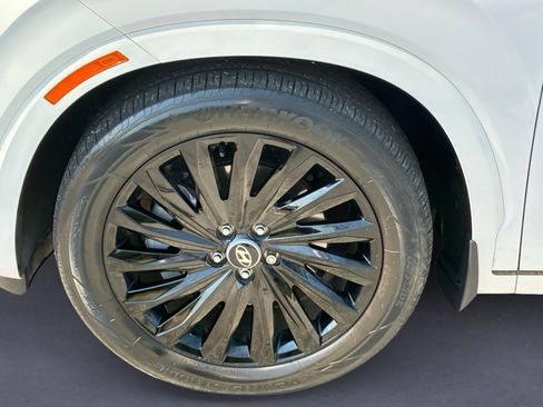 Certified 2024 Hyundai Palisade Calligraphy AWD/4WD image 9
